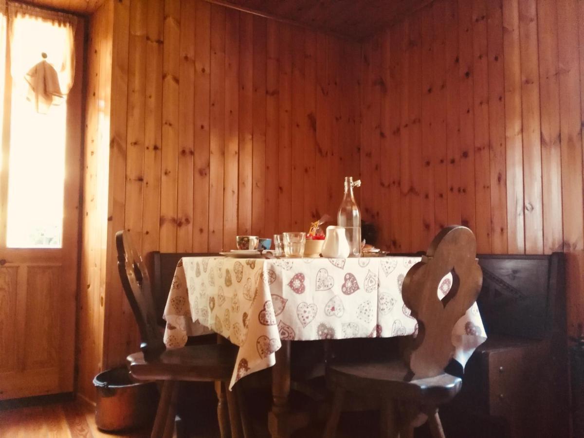 B&B Maison Vallomy Lillianes Extérieur photo